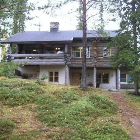 Holiday home Holiday Luostonlinna *